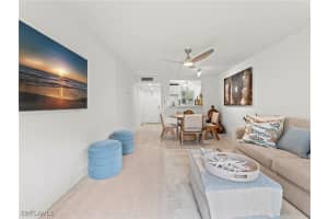 100 Forest Lakes Blvd 108, Naples
