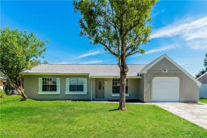 5726 Kenwood Drive, North Port, FL 34287 - MLS#225027773