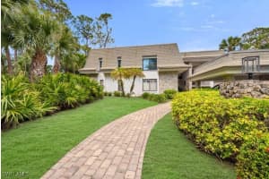 711 Wildwood Lane, Naples, FL 34105 Sold 05/30/25