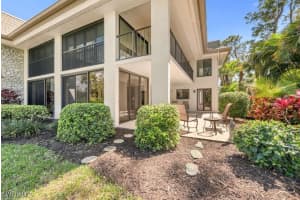 711 Wildwood Lane, Naples, FL 34105 Sold 05/30/25