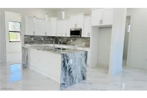 4207 2nd Street, Lehigh Acres, FL 33976 Sold 05/02/25