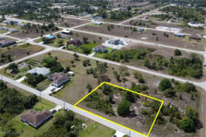 912 Mercury Avenue, Lehigh Acres, FL 33974 - MLS#225027853