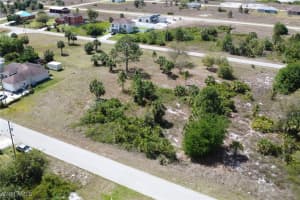 912 Mercury Avenue, Lehigh Acres, FL 33974 - MLS#225027853