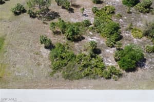 912 Mercury Avenue, Lehigh Acres, FL 33974 - MLS#225027853