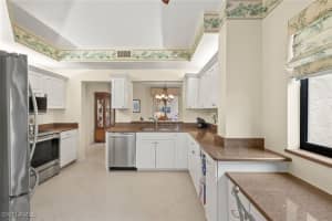 6500 Valen Way, Naples, FL 34108 - MLS#225027894