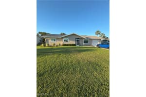 6102 Park Rd, Fort Myers