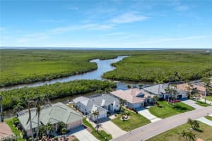 609 Macedonia Dr, Punta Gorda