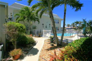 1827 41st Street, Cape Coral, FL 33904 Sold 10/15/25