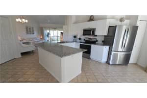 5435 Worthington Ln 201, Naples