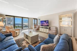 4551 Gulf Shore Boulevard, Naples, FL 34103 - MLS#225028358
