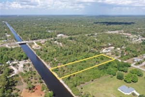  10th ST SE, Naples, FL 34117 - MLS#225028371
