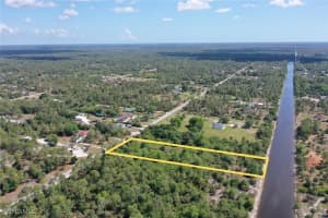  10th ST SE, Naples, FL 34117 - MLS#225028371