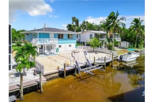244 Dundee Rd, Fort Myers Beach