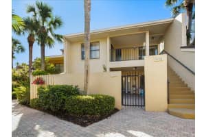 5432 Fox Hollow Drive, Naples, FL 34104 Sold 05/20/25