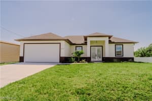 3813 2ND Street, Lehigh Acres, FL 33976 Sold 07/28/25