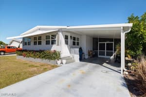 4680 Fiji Ln, Bonita Springs