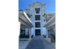 5583 Double Eagle Cir 4144, Naples