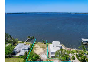 1204 Alhambra Drive, Fort Myers, FL 33901 - MLS#225028470