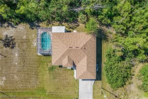 3587 Myers Ln, St James City