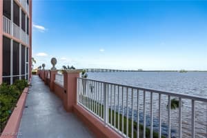 2745 1st St 306, Fort Myers