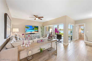 2761 Citrus Lake Dr H102, Naples