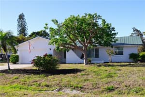 4937 Royal Palm Dr, Estero