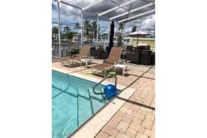 3211 Stringfellow Rd 102, St James City