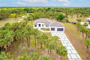 2814 26th Ave Se, Naples