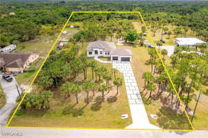 2814 26th Avenue, Naples, FL 34117 - MLS#225028868