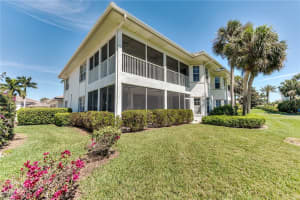 8201 Grand Palm Dr 4, Estero