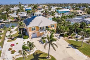 3704 Bayview Avenue, St. James City, FL 33956 Sold 08/06/25