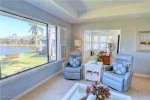 207 Courtside Drive, Naples, FL 34105 Sold 04/11/25