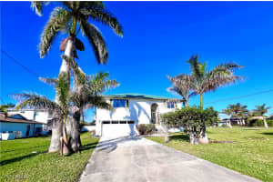 103 Tahiti Circle, Naples, FL 34113 - MLS#225029037