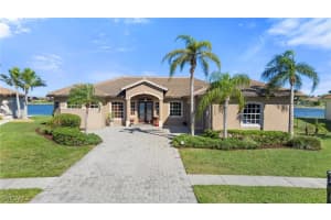 2225 Valencia Lakes Circle, Naples, FL 34120 Sold 07/22/25