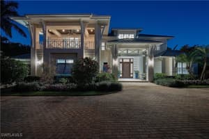670 Mooring Line Dr, Naples