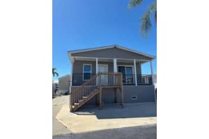 11731 Oakdale Dr, Fort Myers