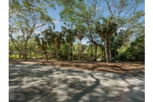 383 Morning Glory Lane, Marco Island, FL 34145 Sold 07/28/25