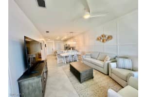 5555 Double Eagle Cir 3943, Ave Maria