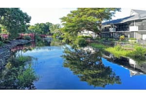 600 Neapolitan Way, Naples, FL 34103 - MLS#225029230