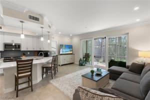 238 Indies Drive, Naples, FL 34114 - MLS#225029379