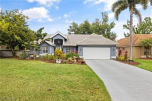 12633 Shannondale Dr, Fort Myers
