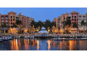401 Bayfront Place, Naples, FL 34102 - MLS#225029490