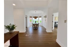 401 Bayfront Place, Naples, FL 34102 - MLS#225029490