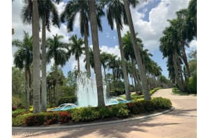 2817 Tiburon Blvd E 101, Naples, FL 34109 - MLS#225029504