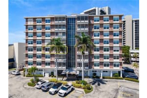 2350 W First St 403, Fort Myers