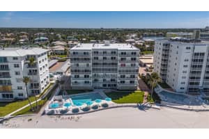 1977 Gulf Shore Boulevard, Naples, FL 34102 Sold 08/12/25