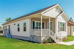 217 Santurce Avenue, North Port, FL 34287 - MLS#225029697