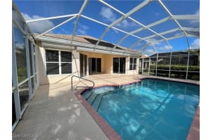 6474 Waverly Green Way, Naples