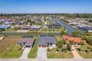 1815 13th Lane, Cape Coral, FL 33991 - MLS#225029711
