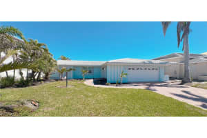 11 Palmview Blvd, Fort Myers Beach